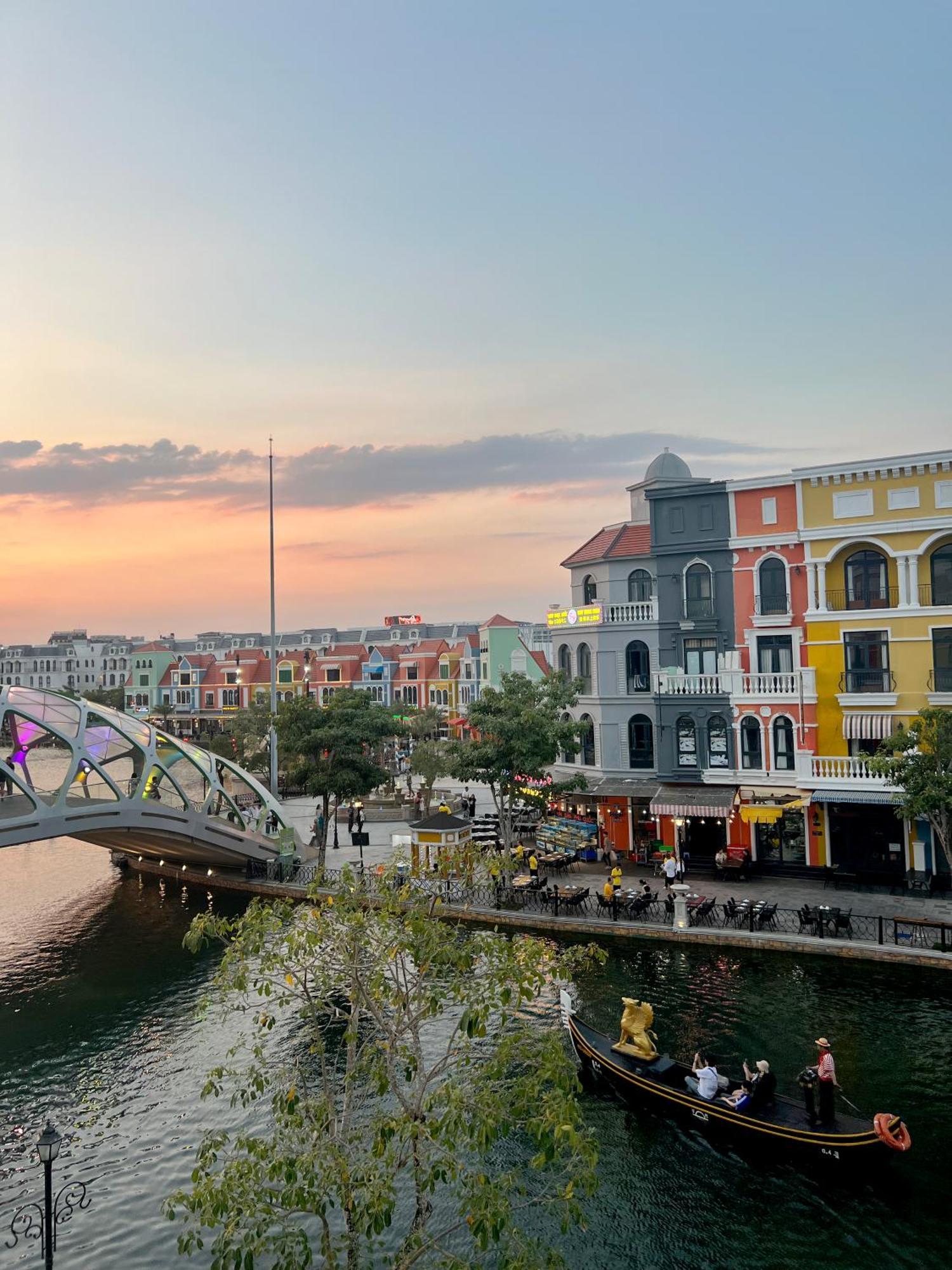 Legacy Hotel - Grand World Phú Quốc Ngoại thất bức ảnh