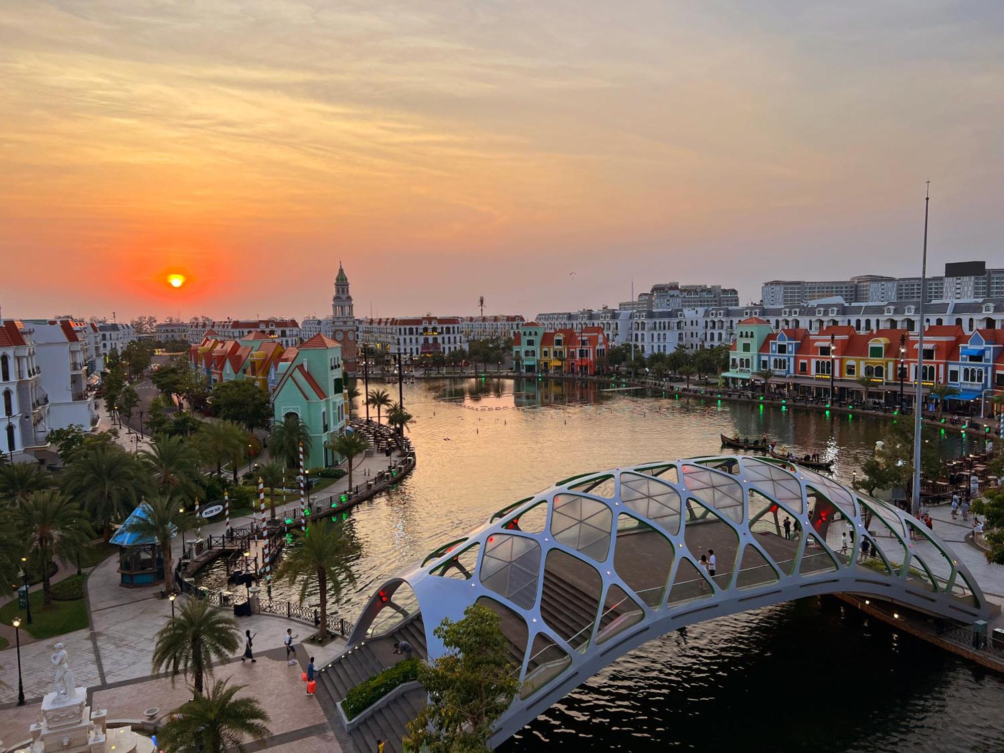 Legacy Hotel - Grand World Phú Quốc Ngoại thất bức ảnh